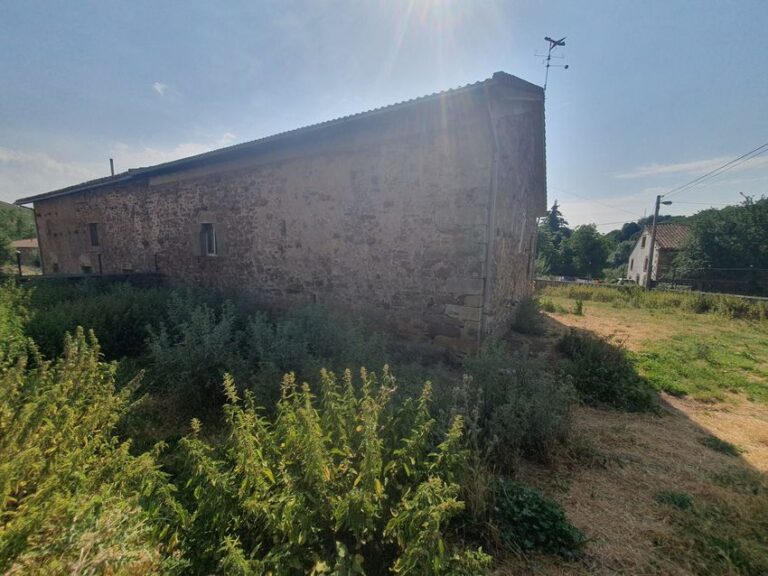 Casa de pueblo en Suano — parcela